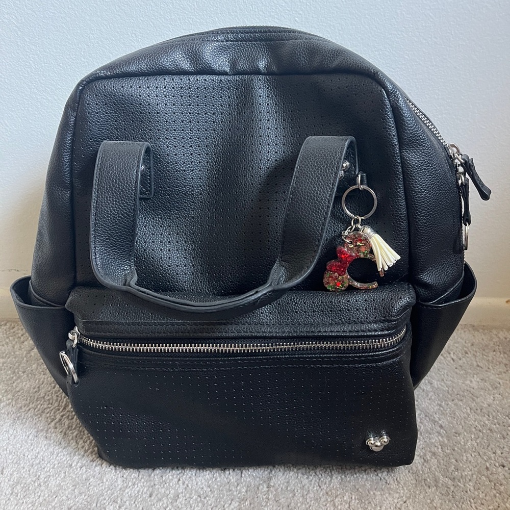 Mickey Mouse Icon Flair Backpack – Black
 with Keychain. - Picture 2 of 7